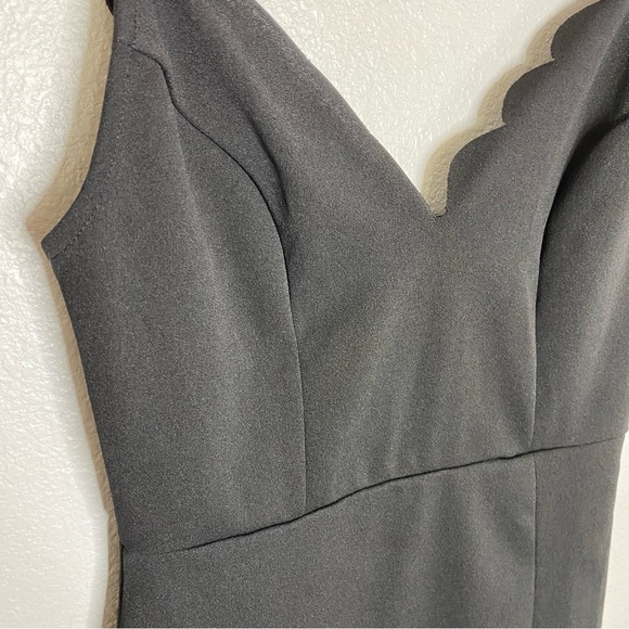 SOCIALITE Black Scallop Trim Bodycon Dress Size Small - Picture 9 of 9